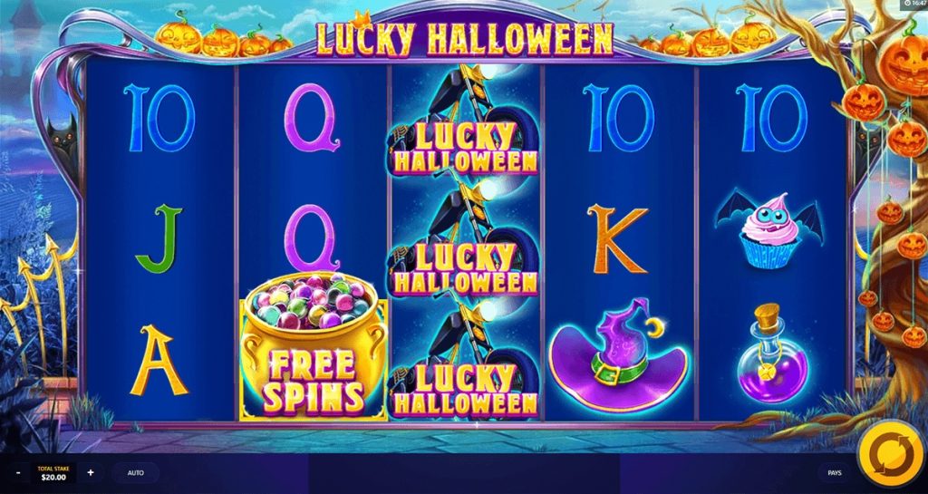 Lucky Halloween Cash tips